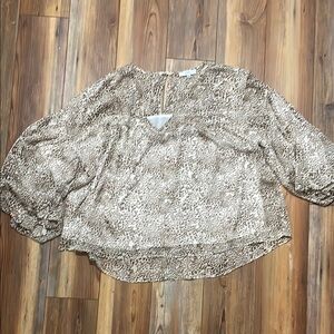 Fate Cream Boxy Bishop Sleeve Top